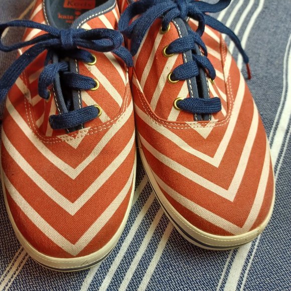 Kate Spade Keds Women's Canvas Shoes Size 8.5 Red White Striped - Picture 7 of 9